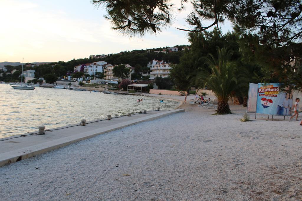 Apartment Cherie Trogir Exterior foto