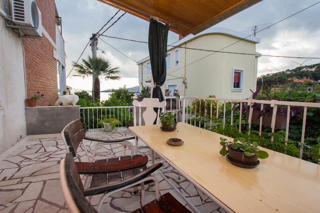 Apartment Cherie Trogir Exterior foto