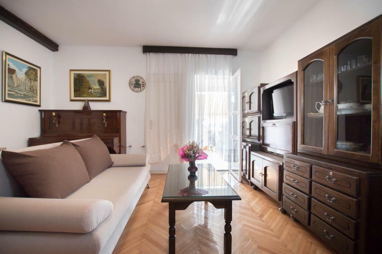 Apartment Cherie Trogir Exterior foto